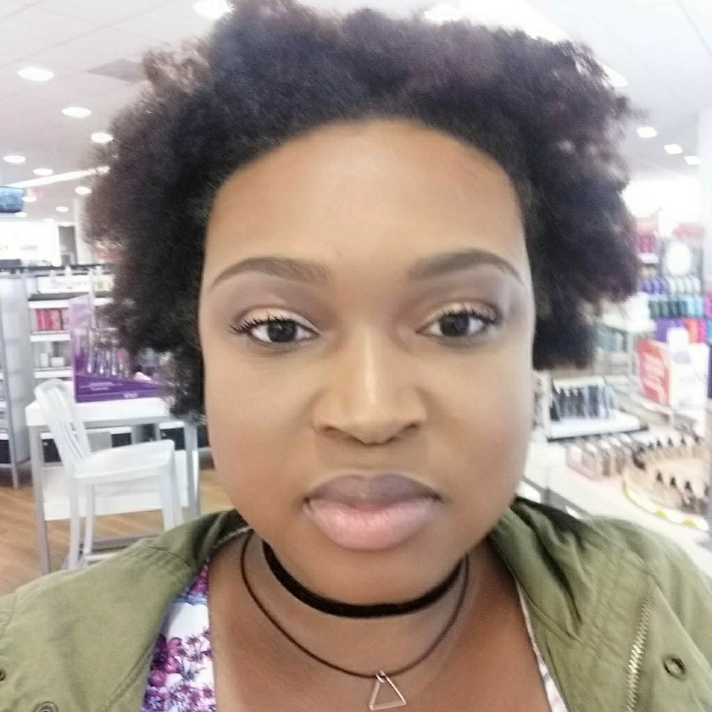Meet your Posher, Janelle